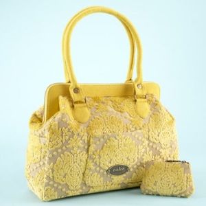 Petunia pickle bottom cake diaper bag