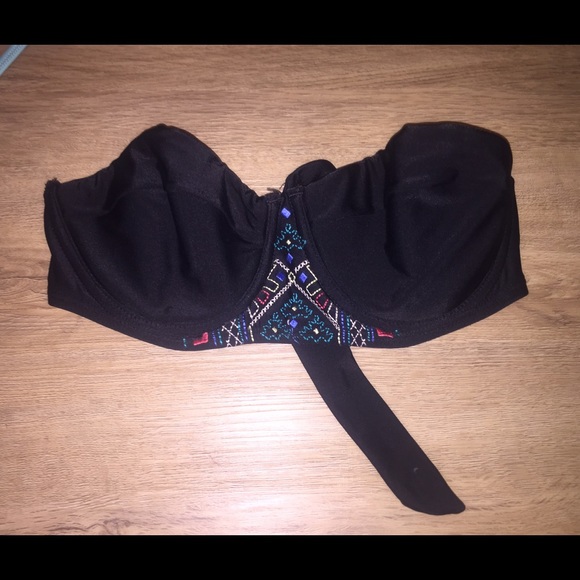 Target strapless swimsuit