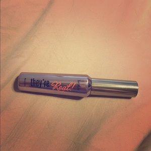 They're Real Benefit mascara
