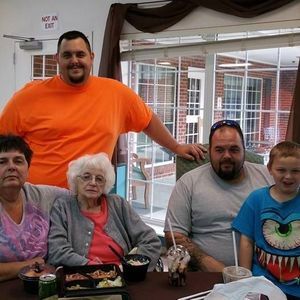 Meet your Posher, Sharon