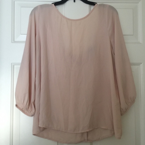 Bow Back Top