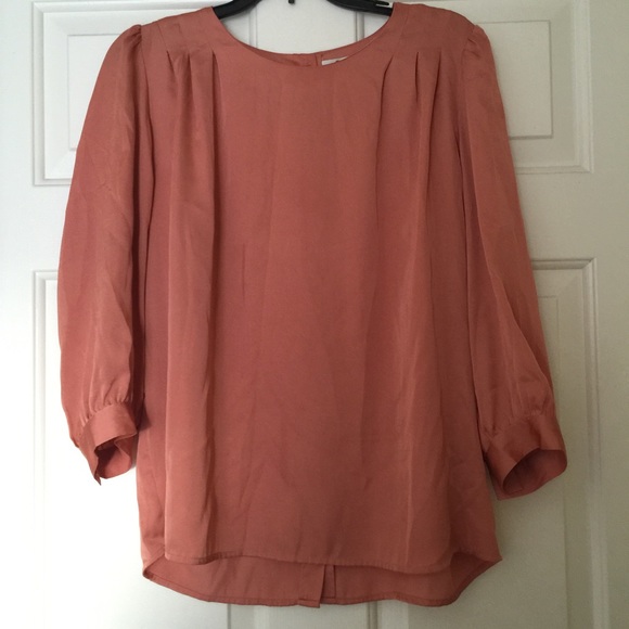 Button Back Top