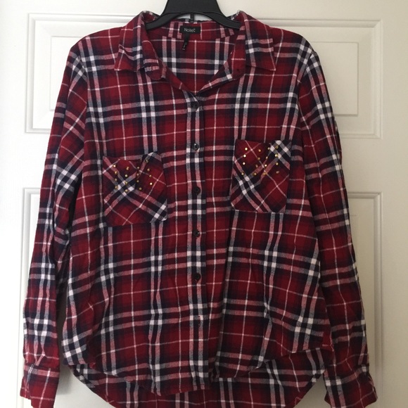 Plaid shirt with studded pocket