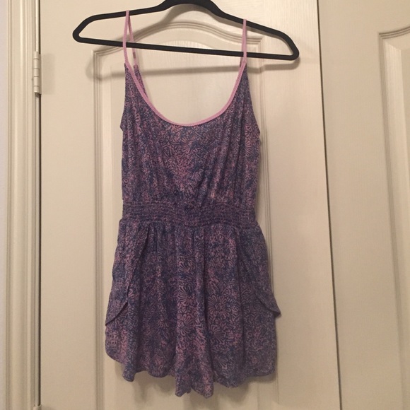 Urban outfitters romper size small