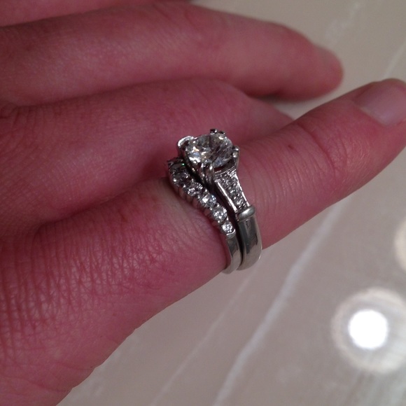 1 carat diamond ring wedding set! - Picture 3 of 4