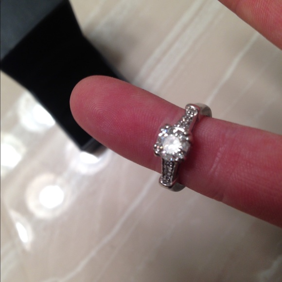 1 carat diamond ring wedding set! - Picture 4 of 4
