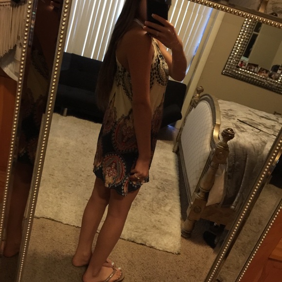 Dress - Picture 4 of 4