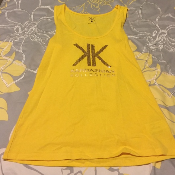 Kardashian yellow tank!