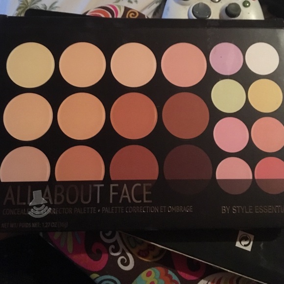 Used - Picture 3 of 3