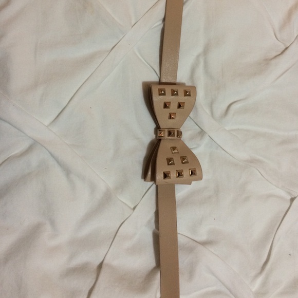 Betsy Johnson tan now belt