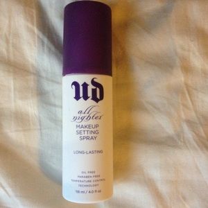URBAN DECAY ALL-NIGHTER setting spray