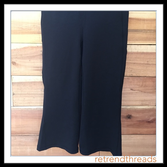 Lucy capri workout pants - Picture 2 of 3