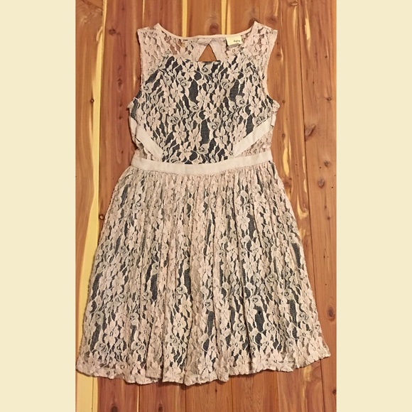 Daytrip Dresses & Skirts - Lace daytrip dress