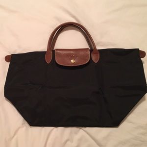 Longchamp Le Pilage medium handbag (black)