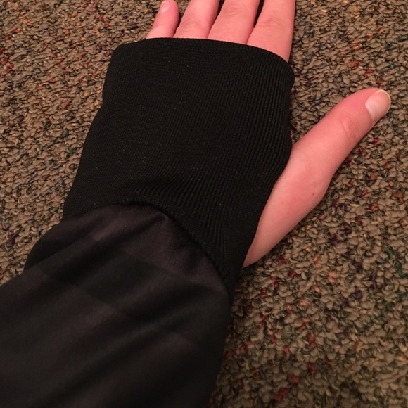 The North Face black/grey/coral zip up. - Picture 4 of 4