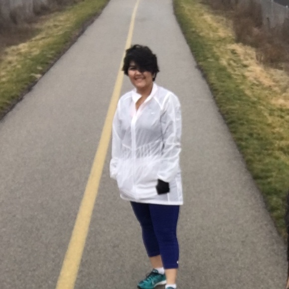 Nike running jacket Waterproof - Picture 2 of 2