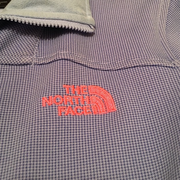 The North Face light weight zip up. - Picture 3 of 4