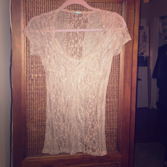 Lace shortsleeve top - Picture 1 of 3