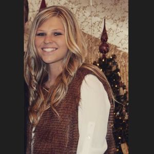 Meet your Posher, Lydia