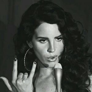 Meet your Posher, Cecilia