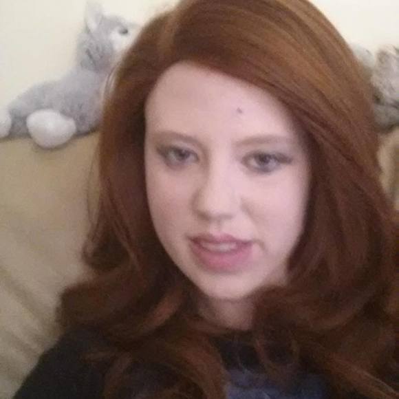 Meet your Posher, Tiffany - Picture 1 of 1