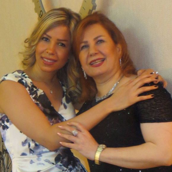 Meet your Posher, Mahsa