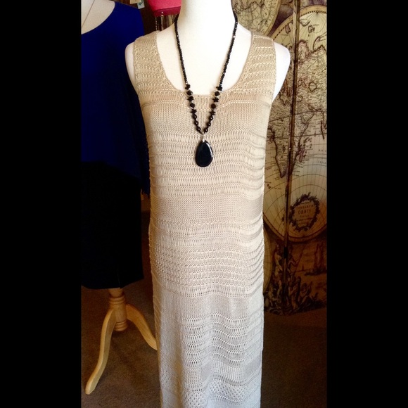 Taupe-Long Vest-Clearance-Small - Picture 2 of 4