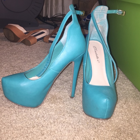 Turquoise heels