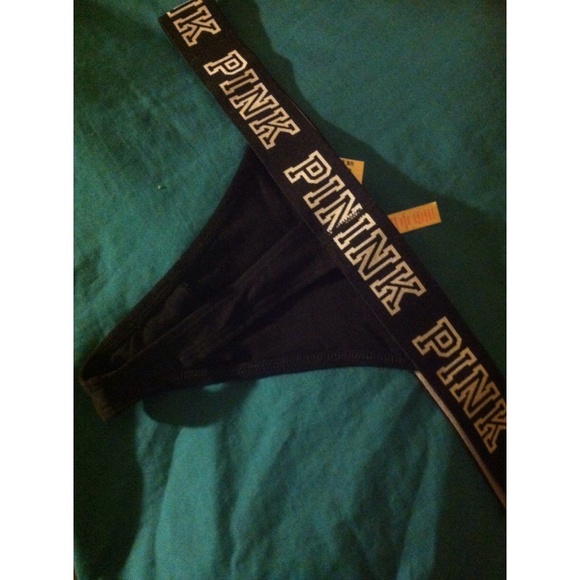 Medium Black Victoria's Secret Thong