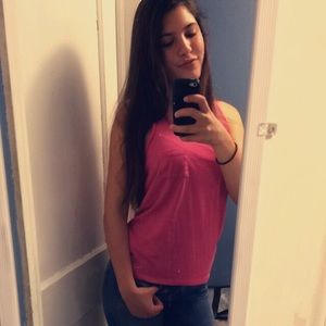 Meet your Posher, Alana