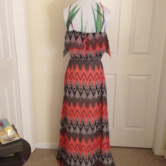 Colorful Maxi Dress - Picture 3 of 4