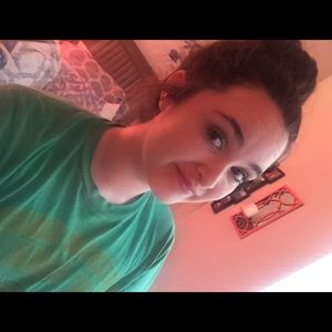 Meet your Posher, Ellie