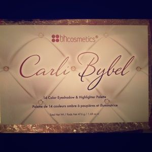 Carli Bybel palette 14 piece palette