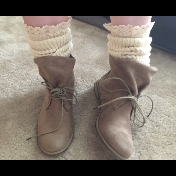 Maurice's boots