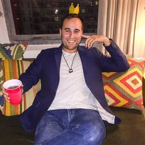 Meet your Posher, Adam