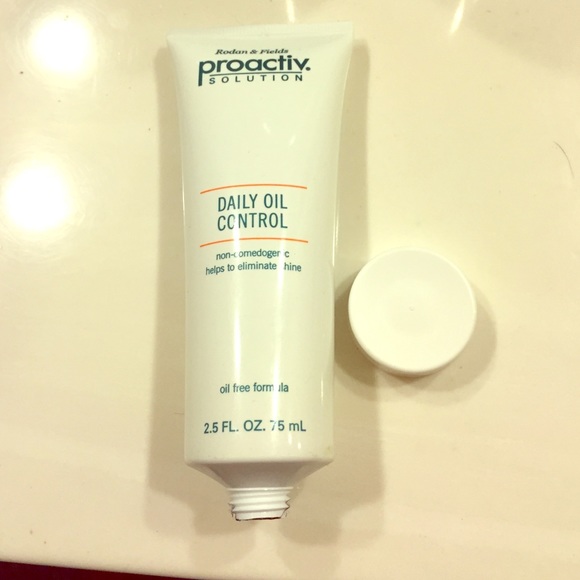 Proactiv daily oil control NWT