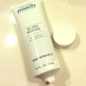 Proactiv oil free moisture with spf NWT