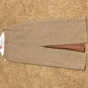 Long pencil skirt with slit