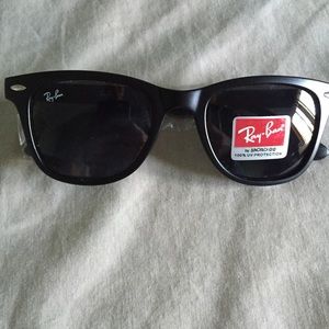 2 pairs of Neat sunglasses