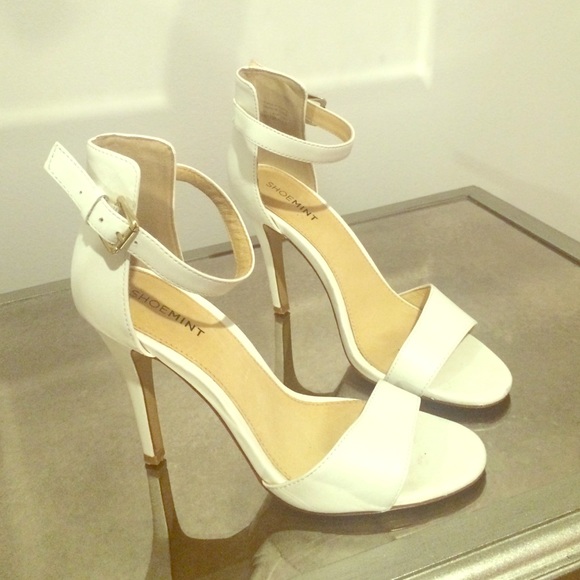 Shoemint White Sandals