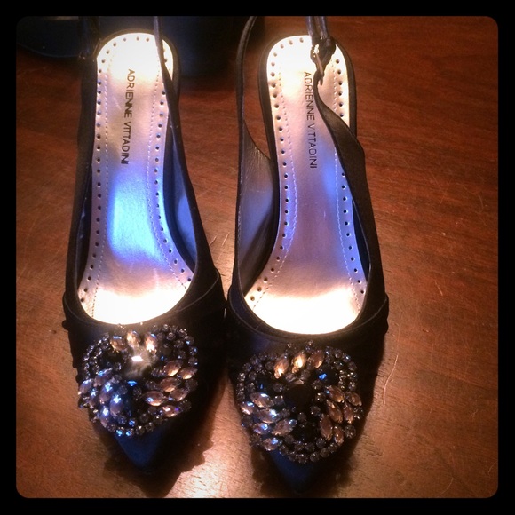 Adrienne Vittadini Sz 7 satin Slingback jewels