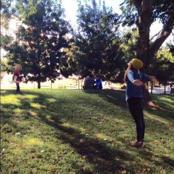 Meet your Posher, Caitlyn - Picture 4 of 4