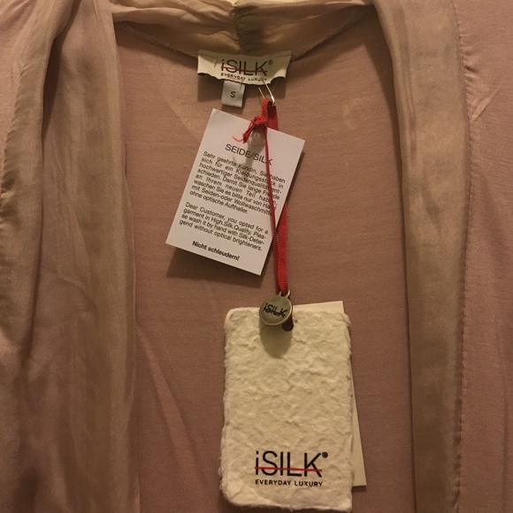 Silk top - Picture 2 of 3
