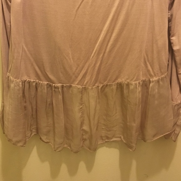 Silk top - Picture 3 of 3