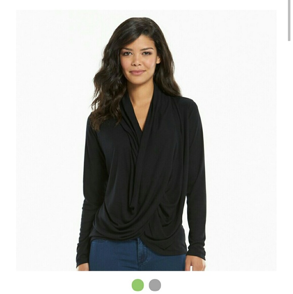 Black Twist Front Top
