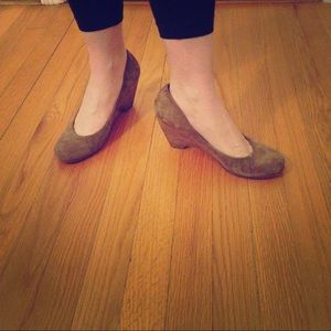 Jessica Simpson suede wedge shoes