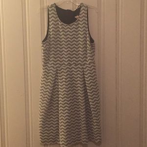 Black and white chevron dress size xl 12/14