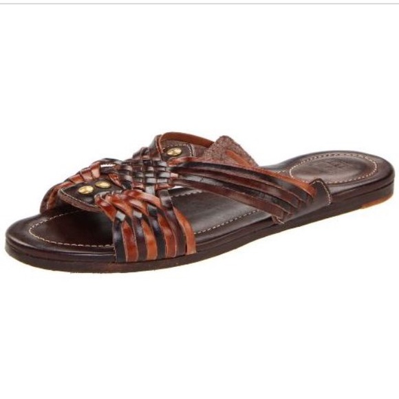 $30 on ♏️Frye Jacee sandals