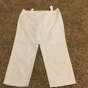White Capri pants