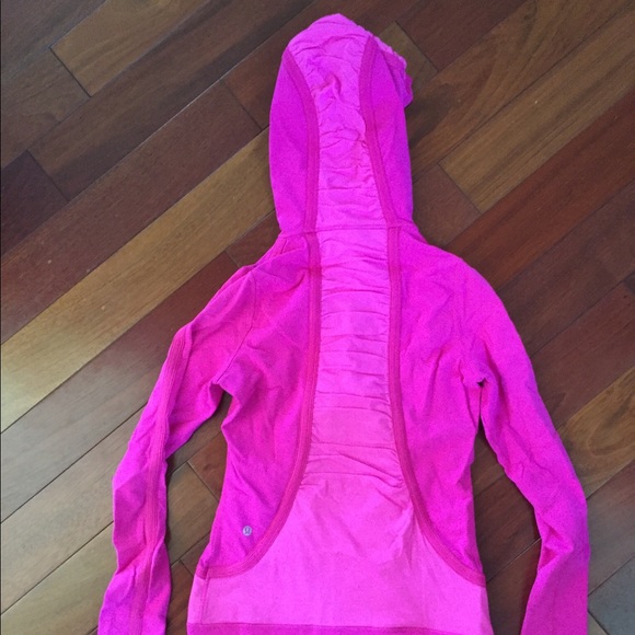 lululemon athletica Jackets & Blazers - Lululemon cool weather running Jacket